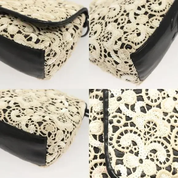 Chanel Classic Flap Shoulder Bag - Picture 6 of 8